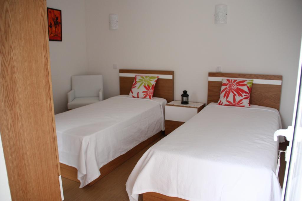 Patio Da Caetana Guest House Freineda Phòng bức ảnh